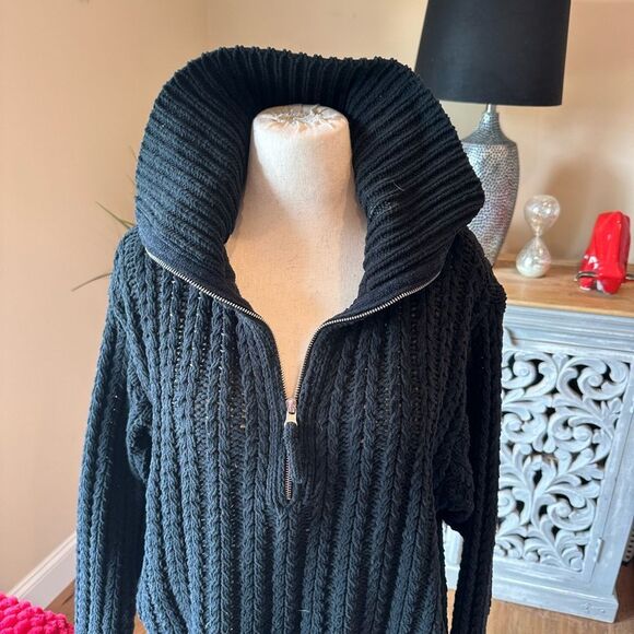 Aerie Cable Knit Women's Sweater - Picture 2 of 5